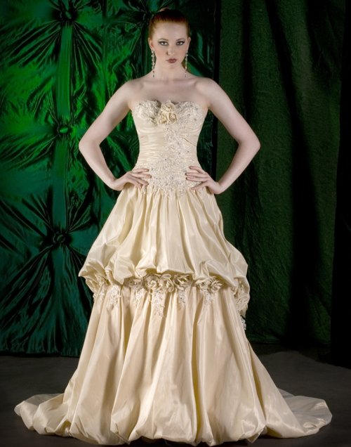 Here we have a metallicblend French taffeta wedding gown in a beautiful 