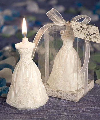 It's easy to make a fashion statement with these elegant wedding gown candle